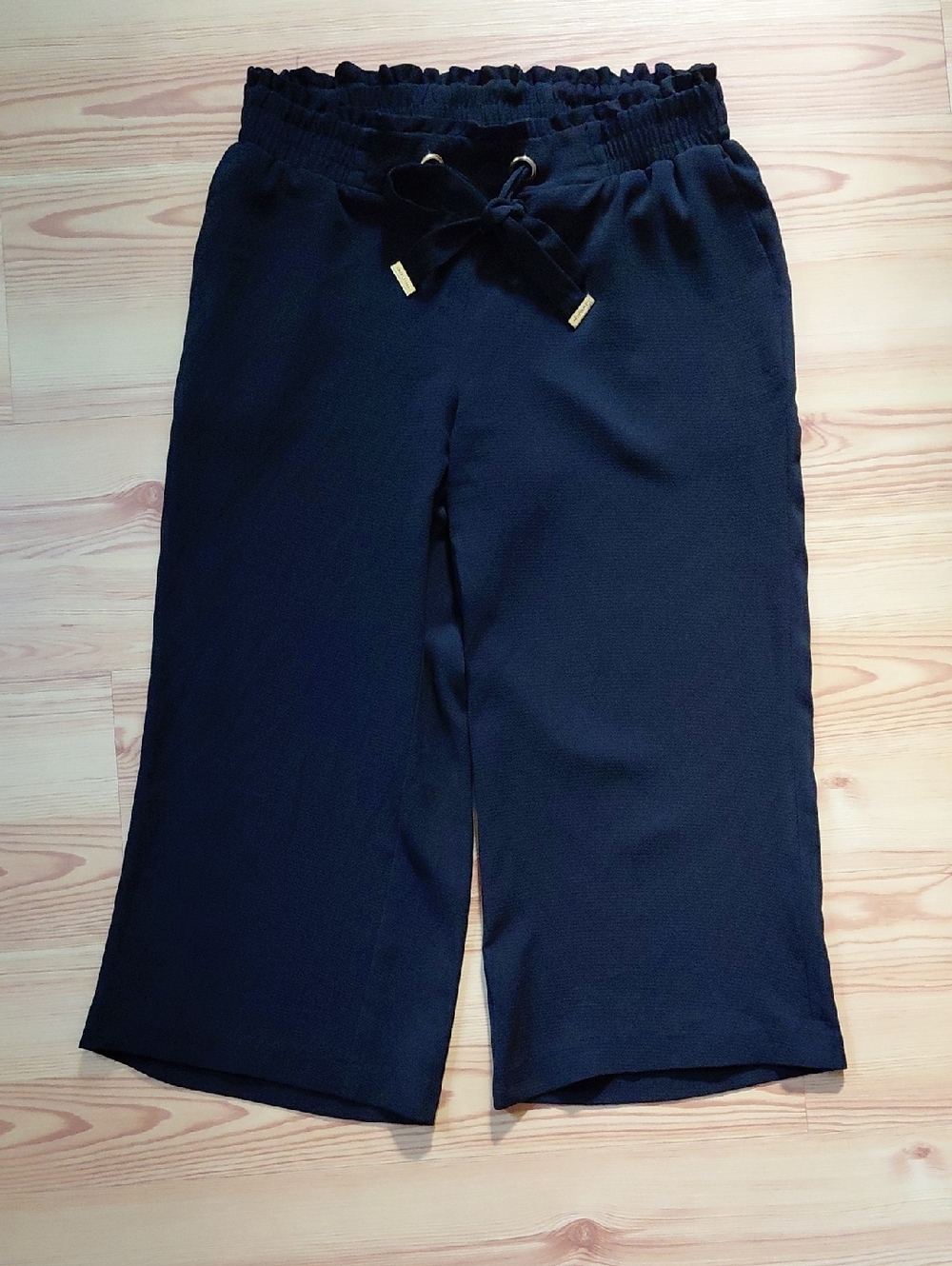 MICHAEL Michael Kors Black Wide  Leg Culottes
